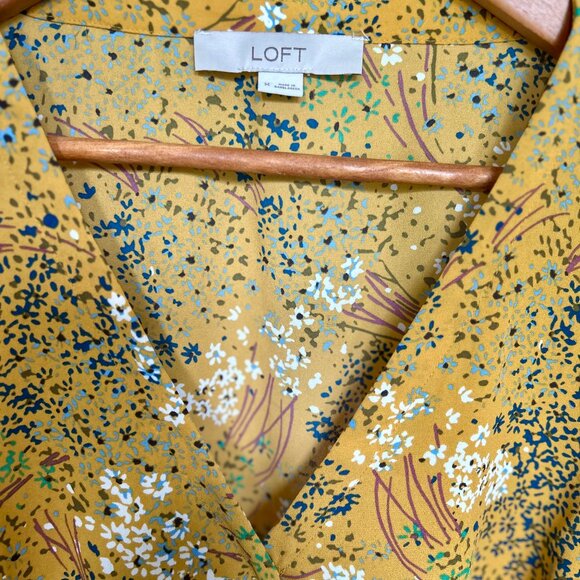 LOFT Harvest Yellow Floral Belted Wrap Blouse V Neck Long Sleeve Womens Size Med - Picture 4 of 11